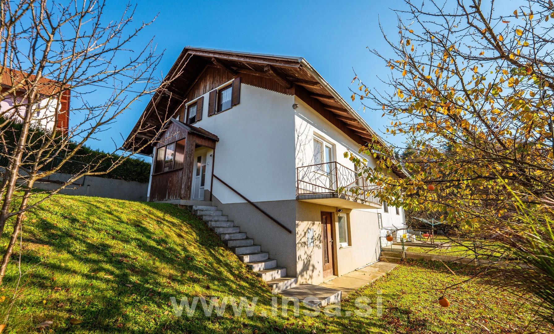 Hiša, Samostojna, JAKOBSKI DOL