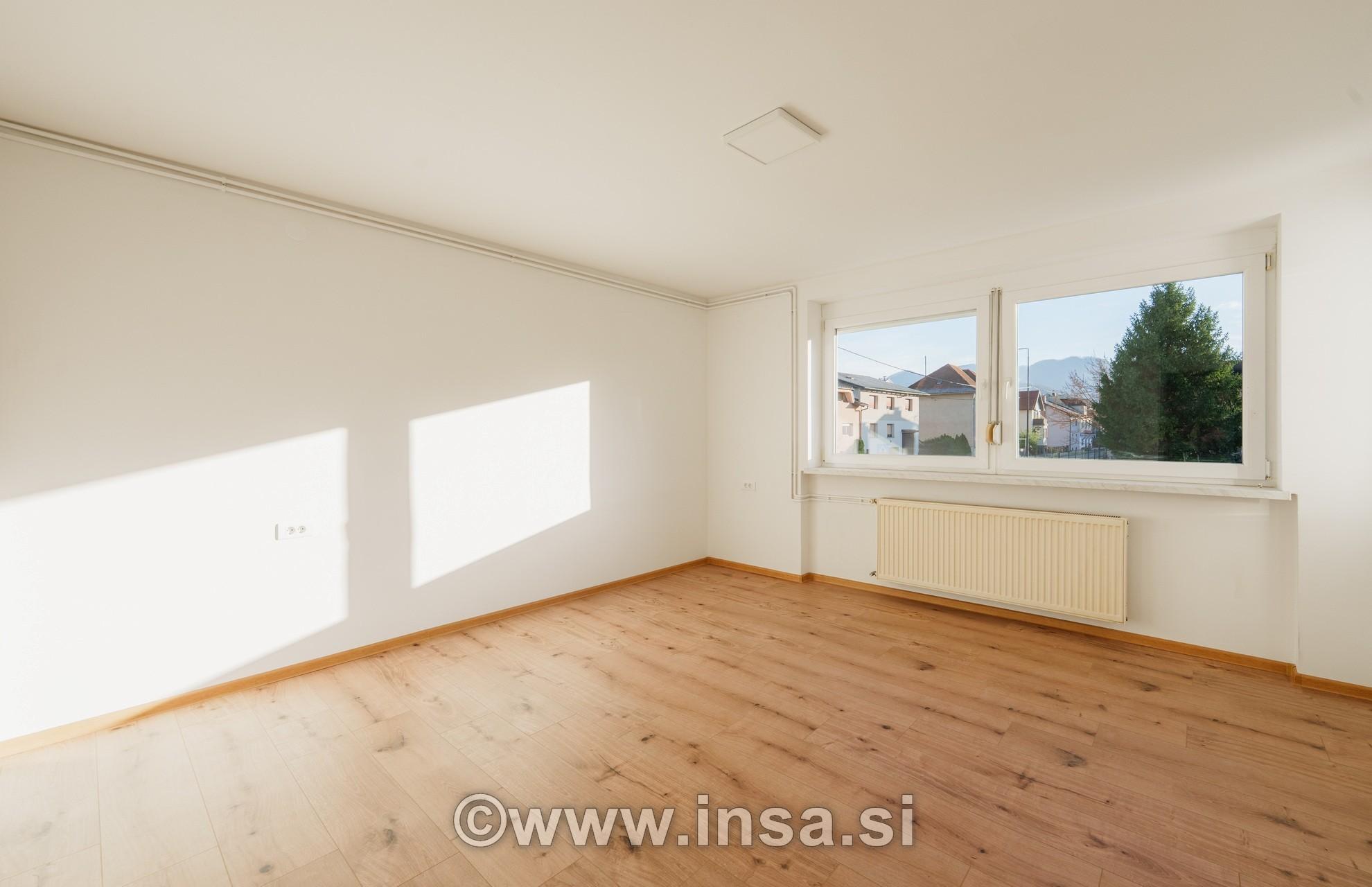 Stanovanje, Trisobno, CELJE – DOSTAVA